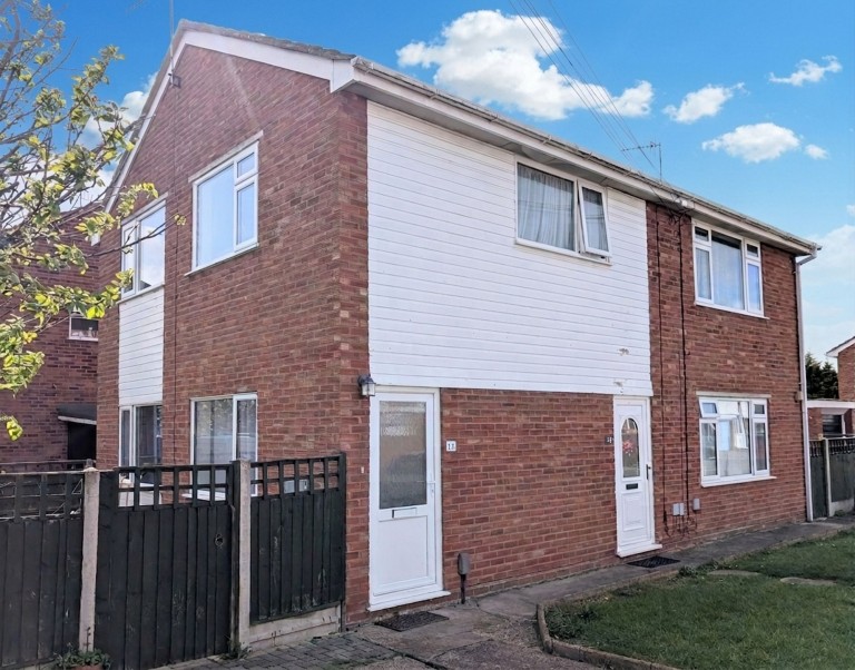 Chestnut Close, Hampton, WR11