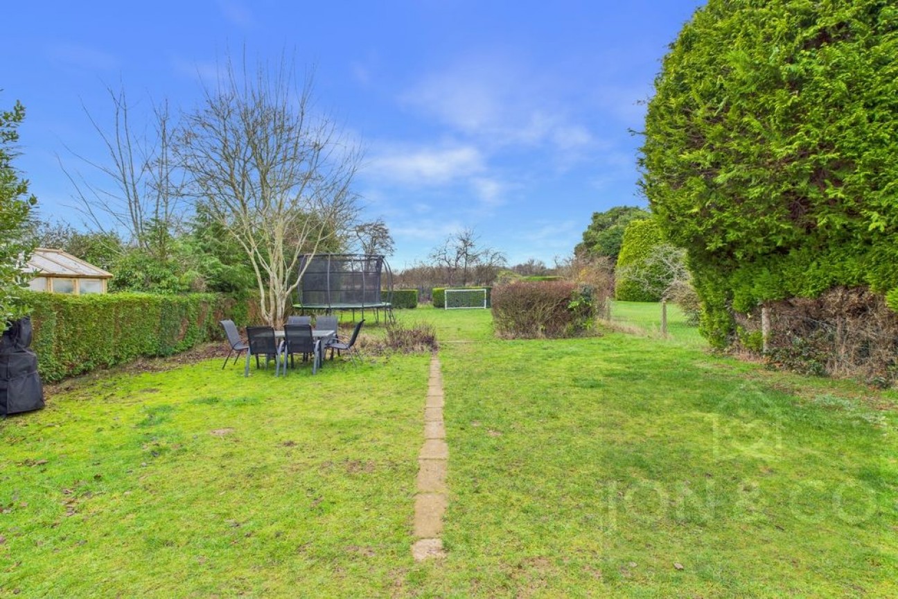 Ashley Lane | Moulton | NN3