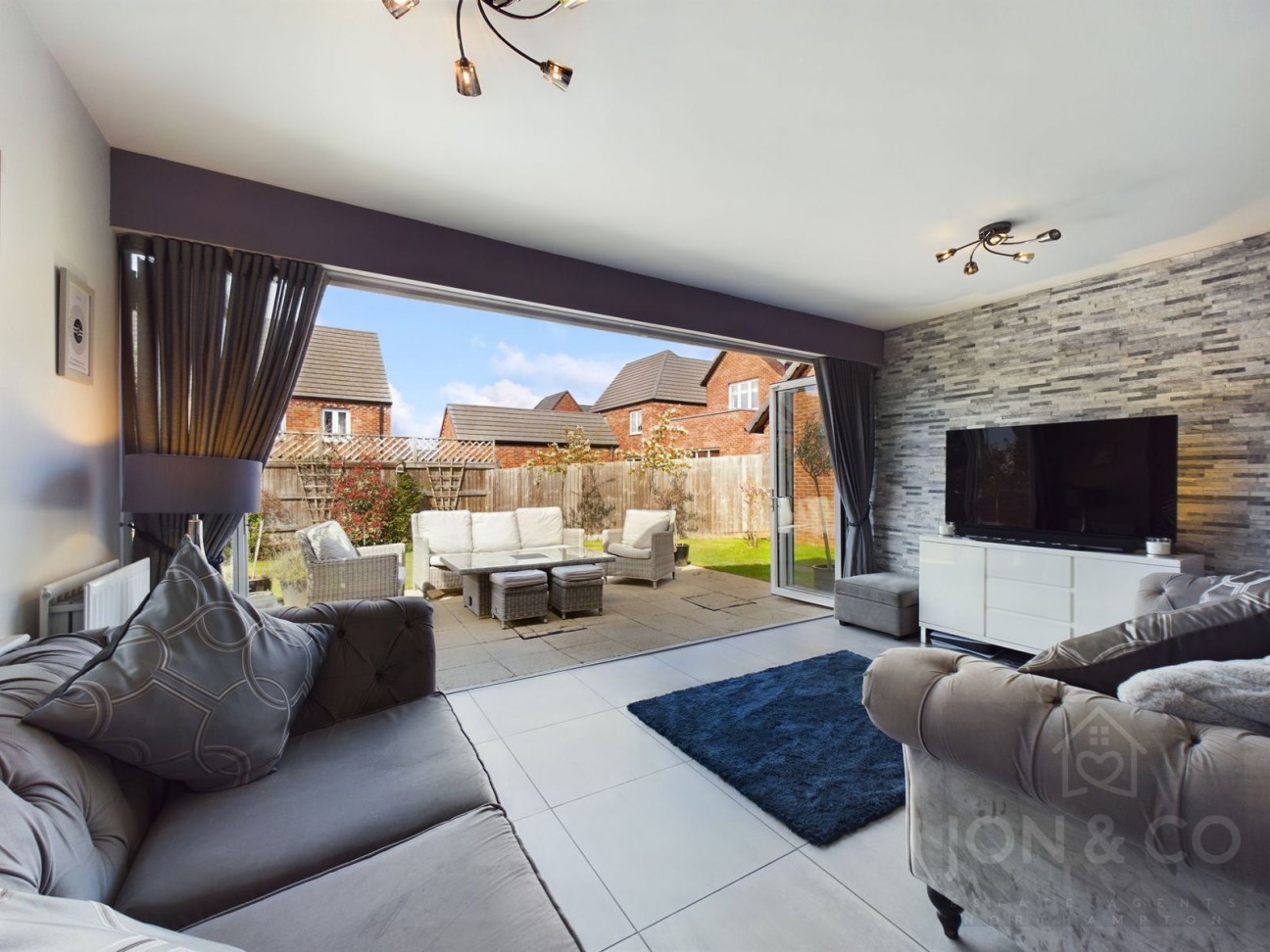 Furzefield Way, Moulton, NN3