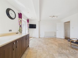 Kingsway | Kingsthorpe | NN2