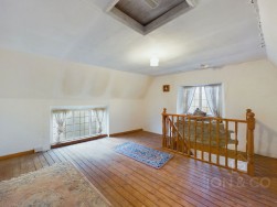 Sundial Cottage | West Street | Moulton | NN3