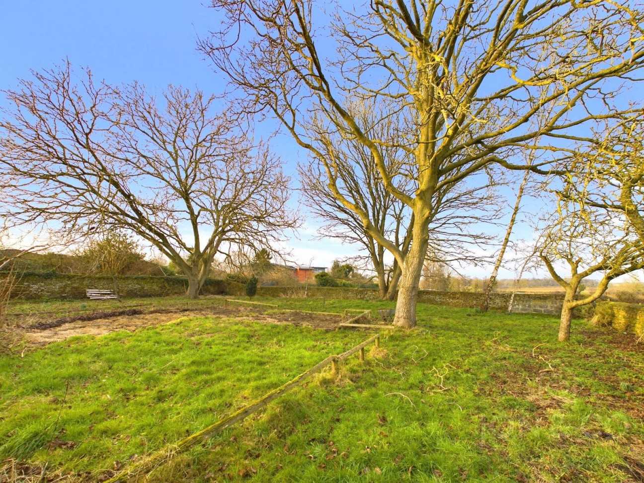 Sundial Cottage | West Street | Moulton | NN3
