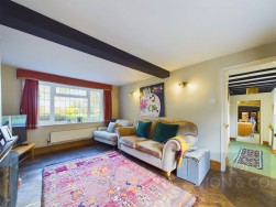 Sundial Cottage | West Street | Moulton | NN3