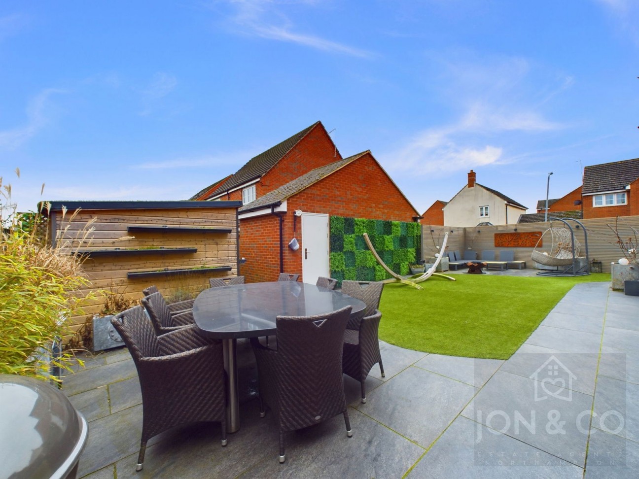 Brown Close | Northampton | NN5