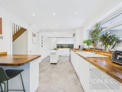 Crowberry Avenue | Moulton | NN3