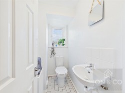 Crowberry Avenue | Moulton | NN3