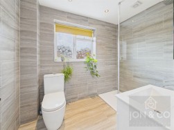 Crowberry Avenue | Moulton | NN3