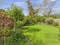 Crowberry Avenue | Moulton | NN3