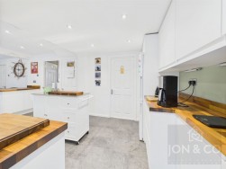 Crowberry Avenue | Moulton | NN3