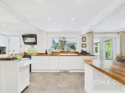 Crowberry Avenue | Moulton | NN3
