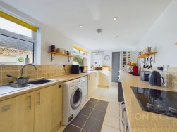 North Road | Earls Barton | NN6