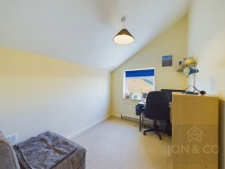 North Road | Earls Barton | NN6