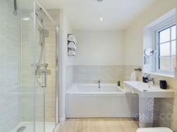 Stratford Drive | Overstone Gate | NN6