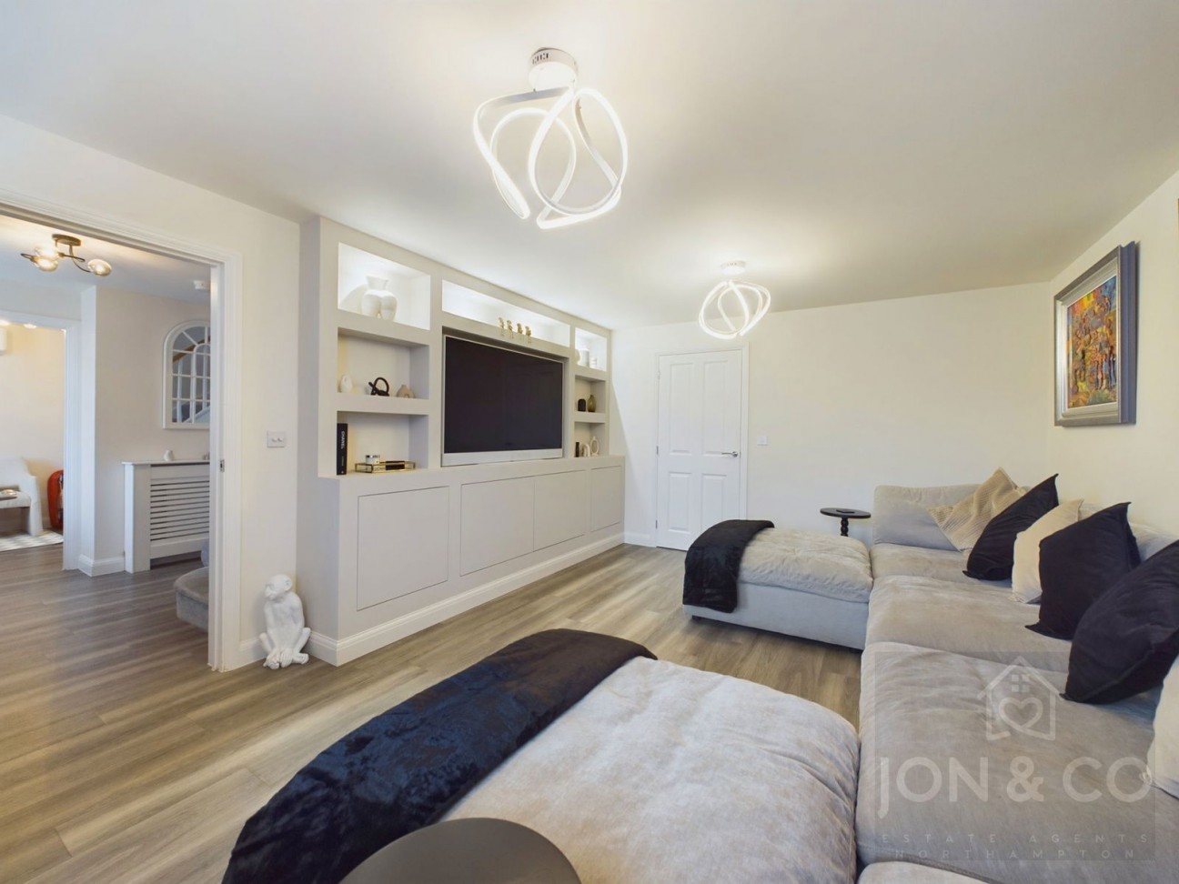 Stratford Drive | Overstone Gate | NN6