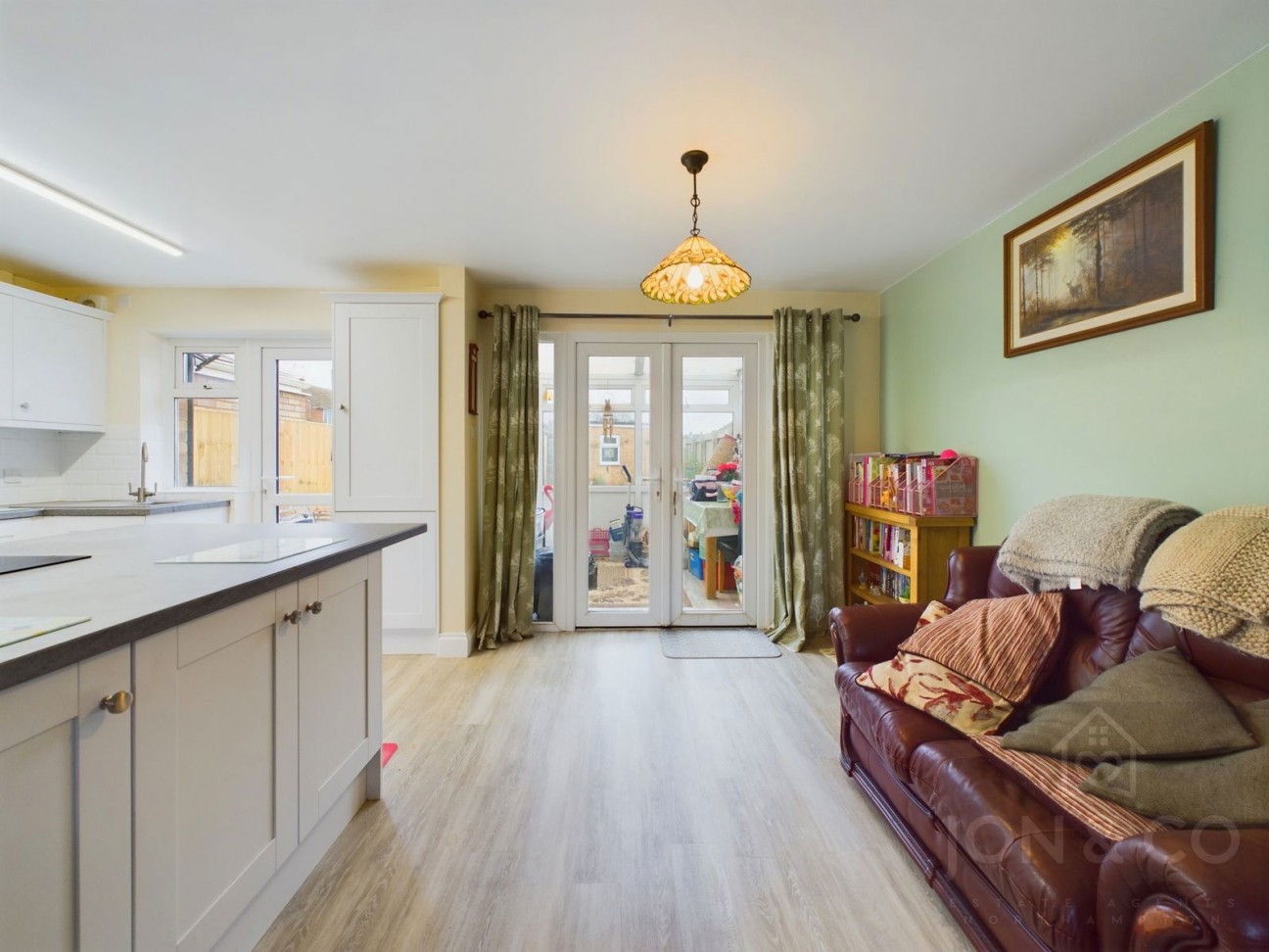 White Way | Earls Barton | NN6