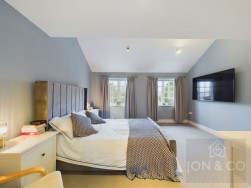 Church Mews, Moulton, NN3