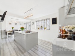 Redland Drive | Kingsthorpe | NN2