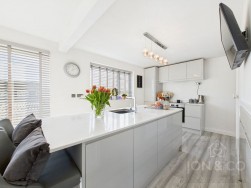 Redland Drive | Kingsthorpe | NN2
