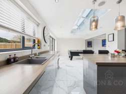 Castle Avenue | Duston | NN5