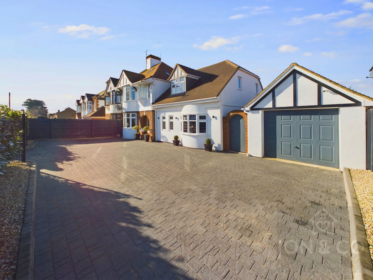 Harborough Road North | Whitehills | NN2