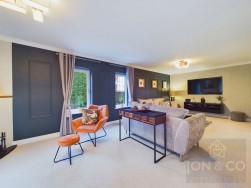 Harborough Road North | Whitehills | NN2