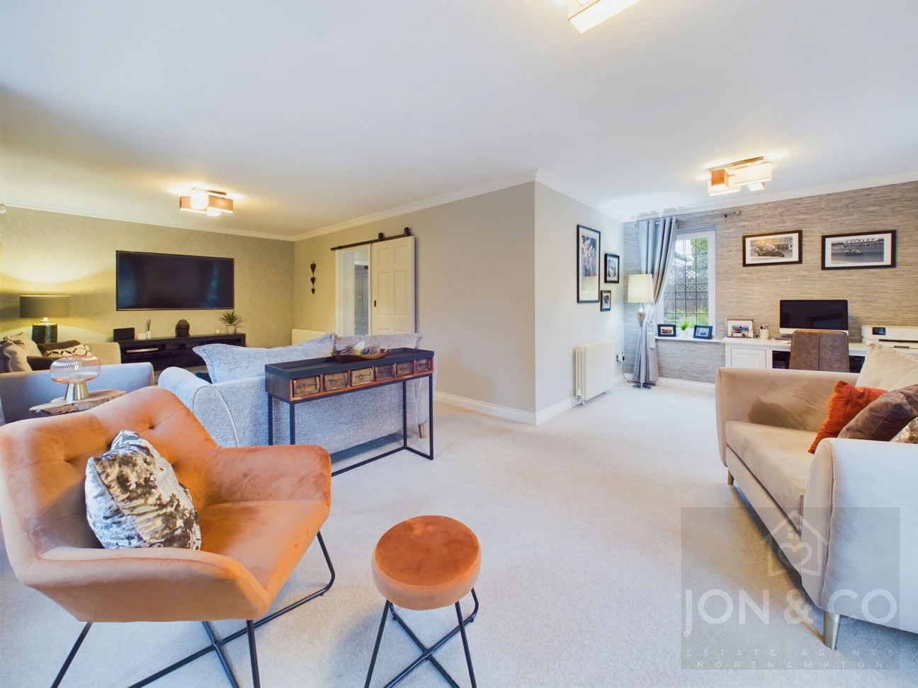 Harborough Road North | Whitehills | NN2