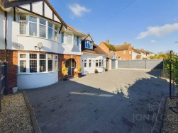 Harborough Road North | Whitehills | NN2