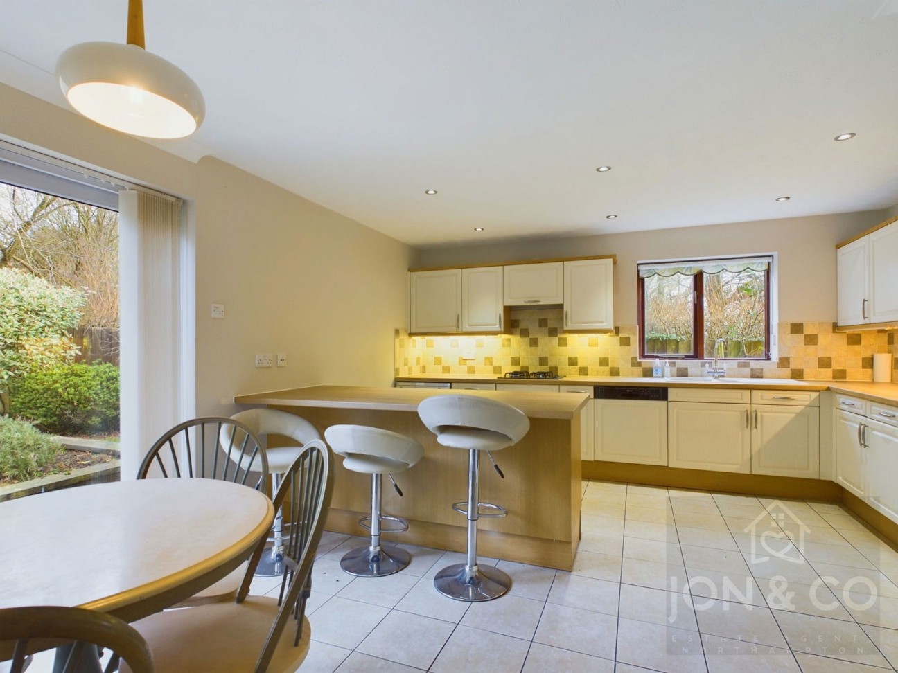 Kites Close | East Hunsbury | NN4