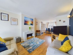 Fallow Walk | Kingsthorpe | NN2