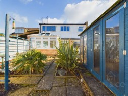 Fallow Walk | Kingsthorpe | NN2