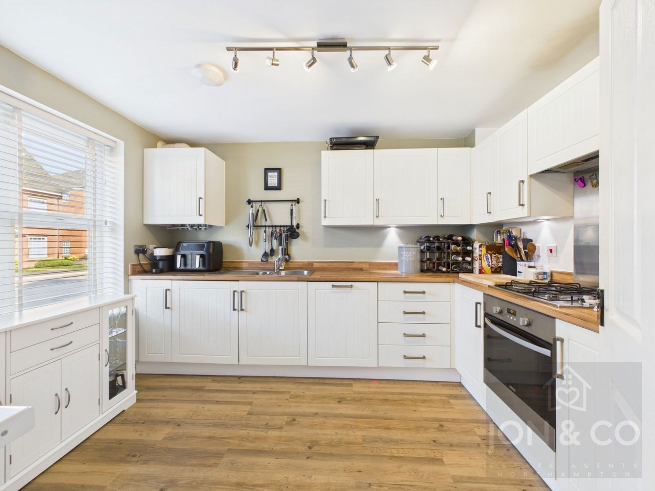 Sandy Hill Lane | Moulton | NN3