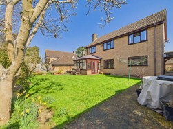 Jeyes Close | Moulton | NN3