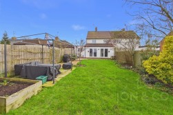 Moulton Road | Holcot | NN6