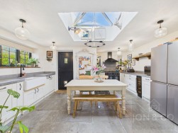 Rowley Cottage | Hartwell Road | Hanslope | MK19