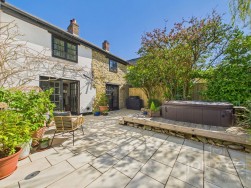 Rowley Cottage | Hartwell Road | Hanslope | MK19