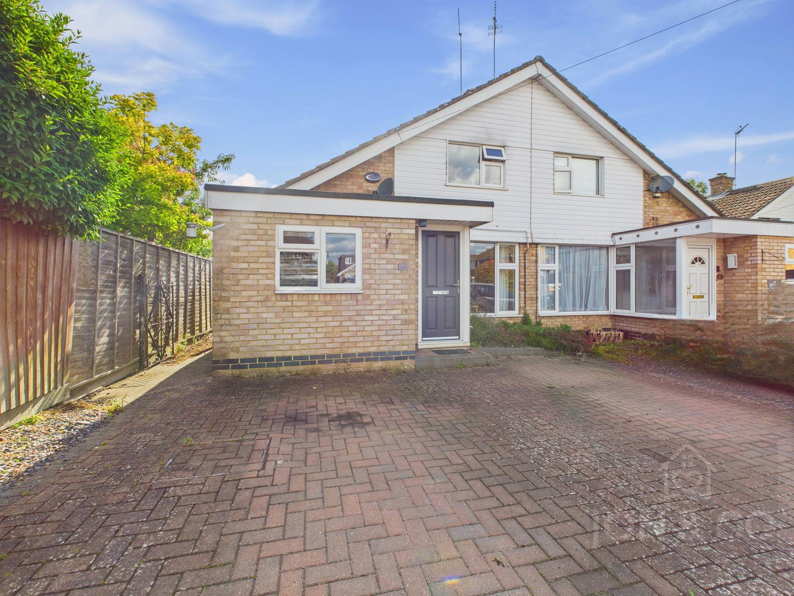 Parade Bank | Moulton | NN3