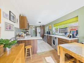 Parade Bank | Moulton | NN3
