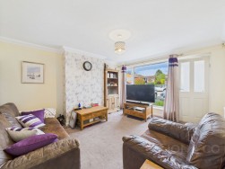 Parade Bank | Moulton | NN3