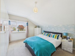 Parade Bank | Moulton | NN3