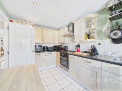 Williams Way | Grange Park | NN4