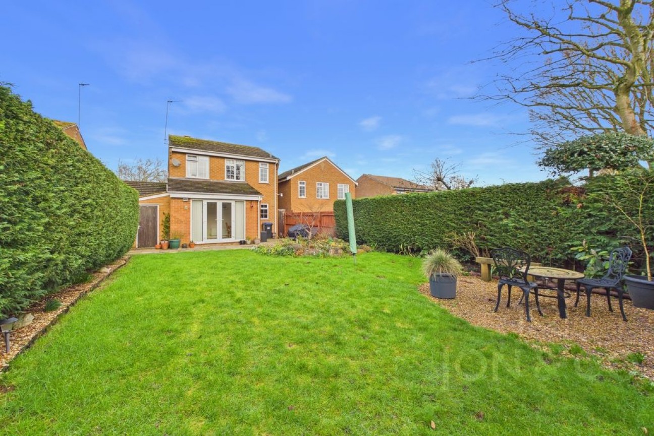 Amber Drive | Walgrave | Northampton
