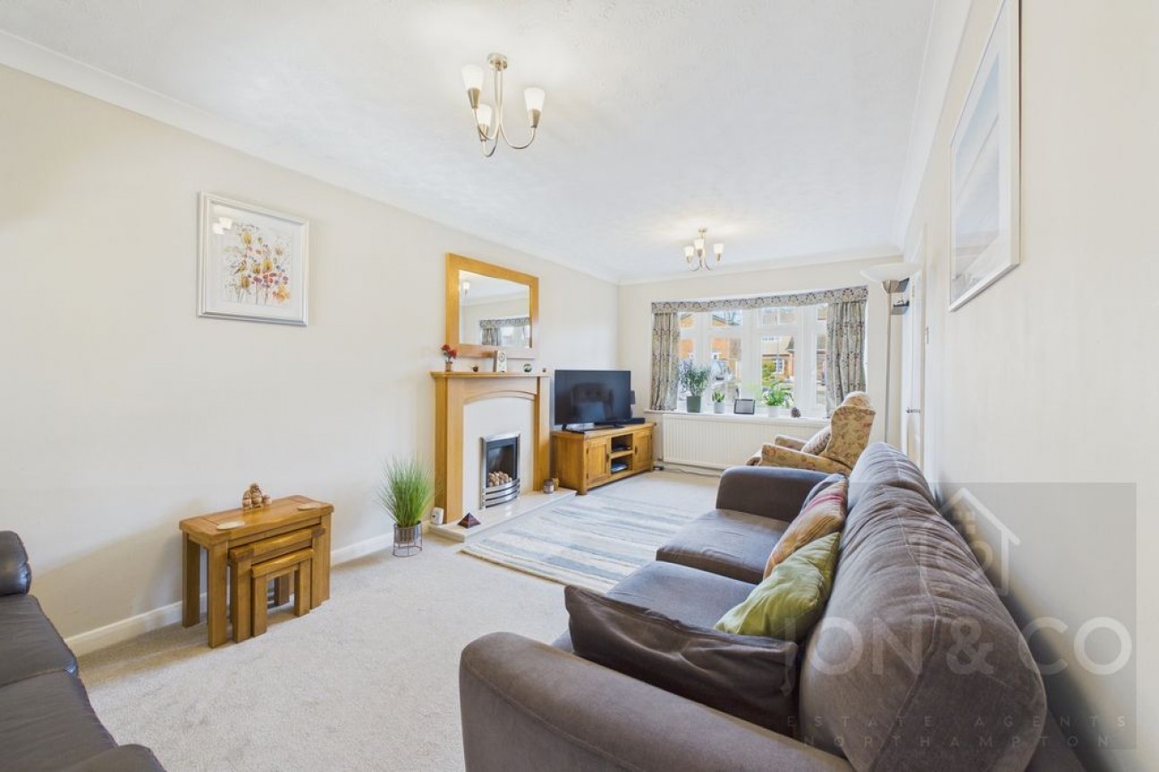 Amber Drive | Walgrave | Northampton