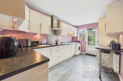 Amber Drive | Walgrave | Northampton