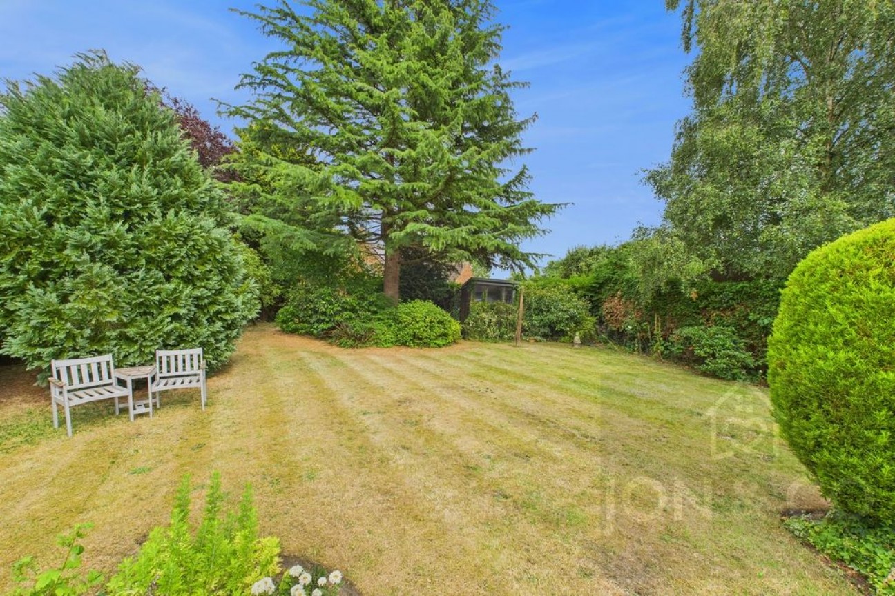 The Crescent | Moulton | NN3