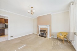 The Crescent | Moulton | NN3