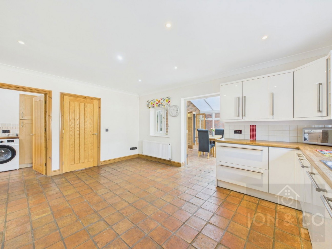 Kingfisher Lodge | Grove Farm Lane | Moulton | NN3