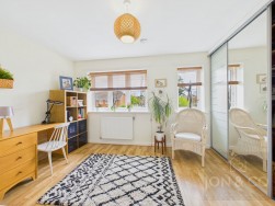 University Close | Northampton | NN2 7EX