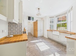 Bostock Avenue | Abington | NN1