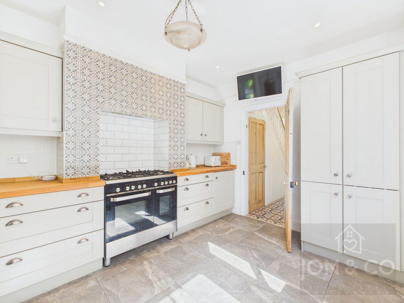 Bostock Avenue | Abington | NN1