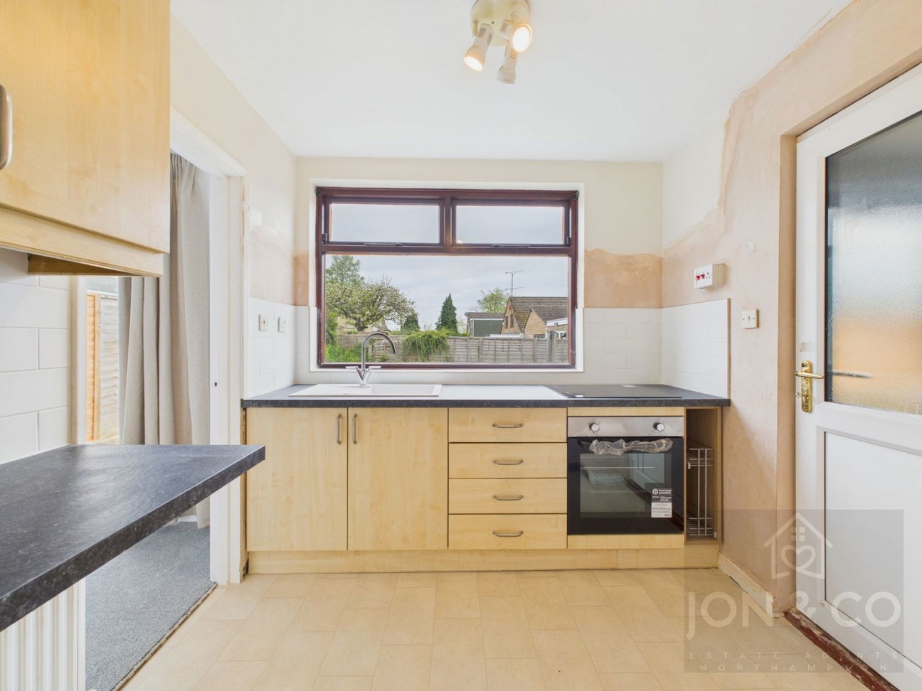 Parade Bank | Moulton | NN3